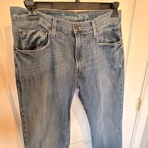 Daniel Cremieux men’s 34 x34 jeans. Great condition.